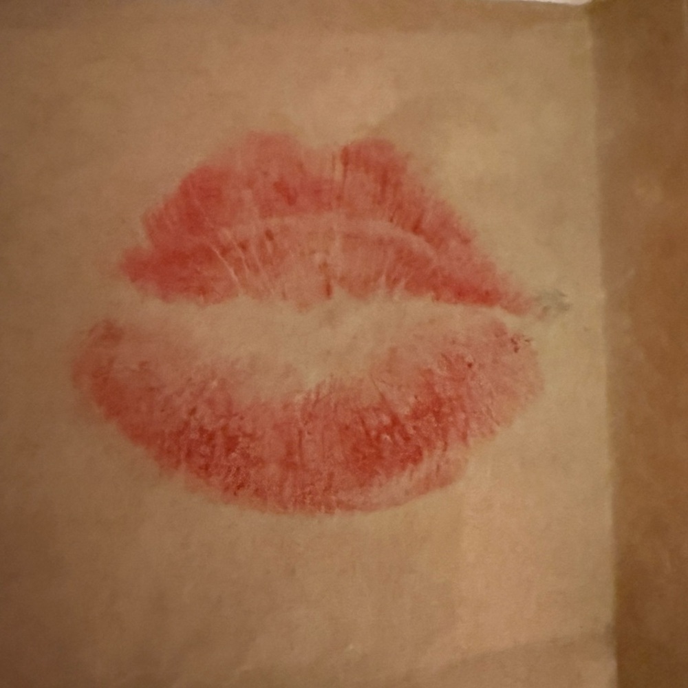 mixed media - "kiss"